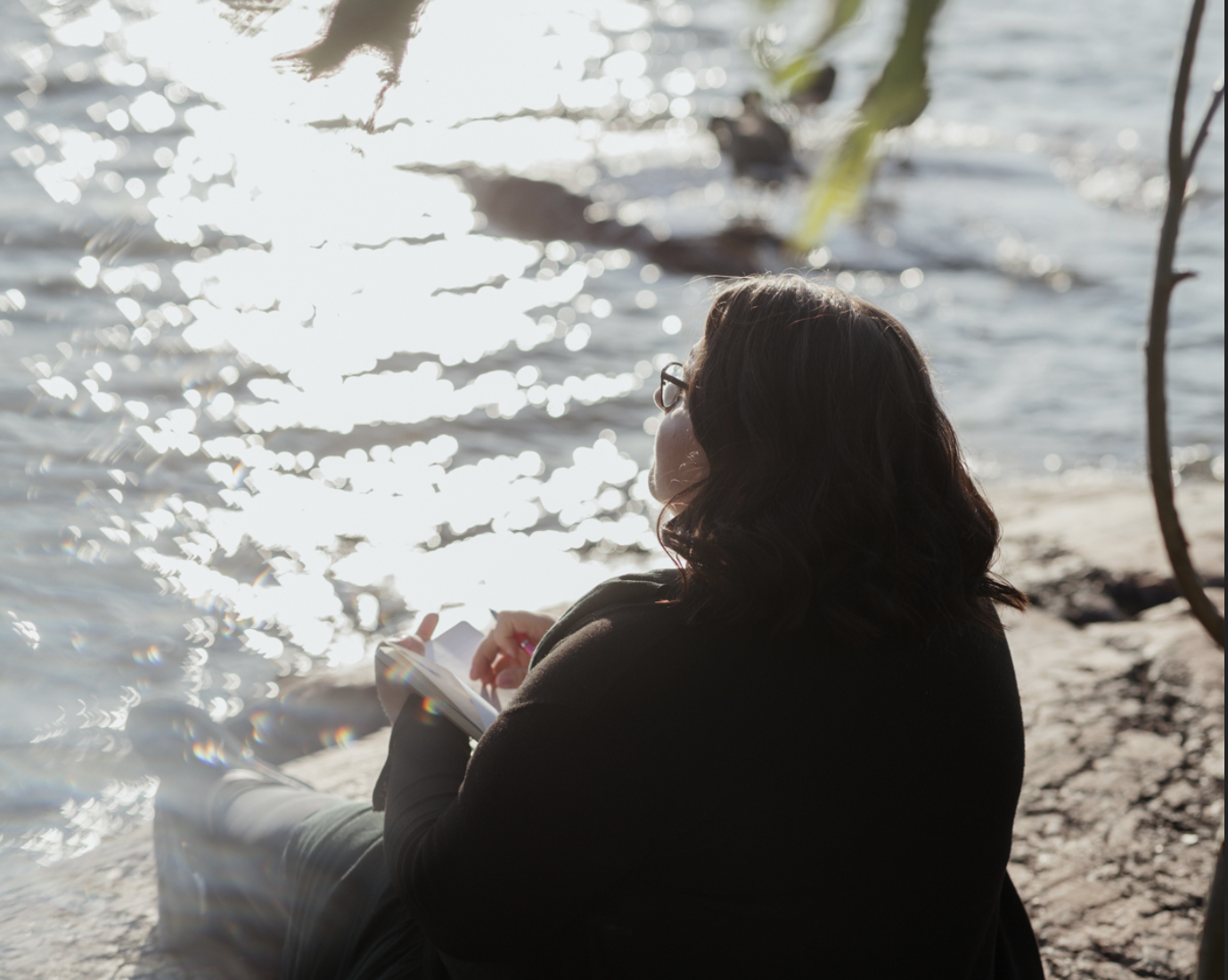 Sanojen suojassa – luontokirjoittamisen työpaja Helsingissä 9.5.2026