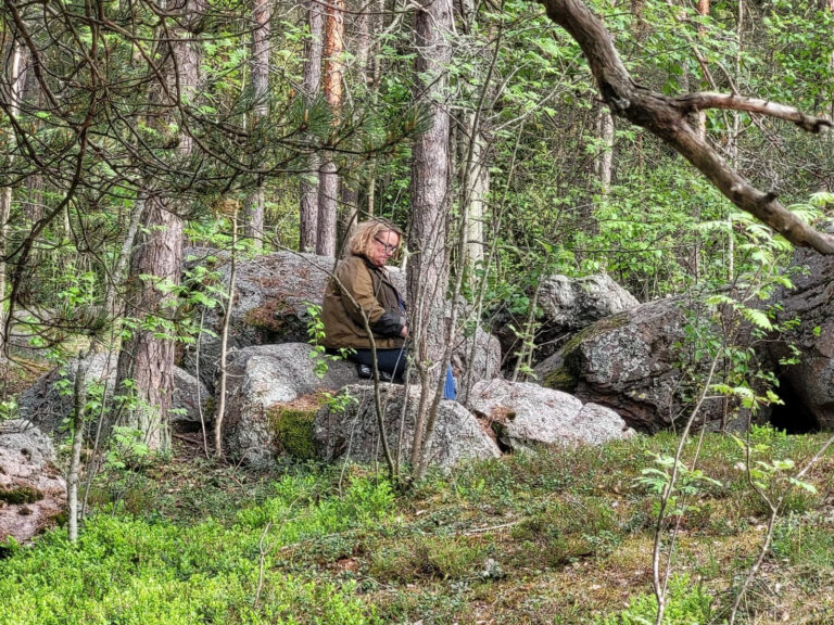 Jos olisin meri, uskaltaisin enemmän –luonto kirjallisuusterapiassa
